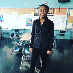 Meet your Posher, Donnia